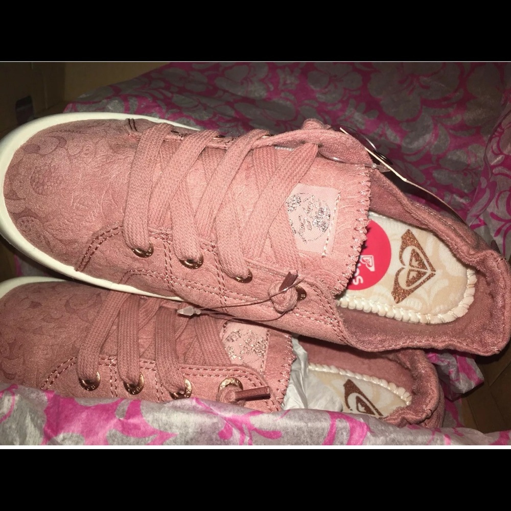 Roxy Women's Bayshore Shoe Sneaker Pink 6.5 Flower